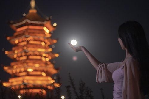 掌中明月,探寻东方诗意之美